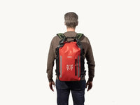 amphibious atom ii backpack