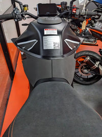 eazi grip motorcycle wrap around tank grips ktm 1290 super duke r 2020 2023