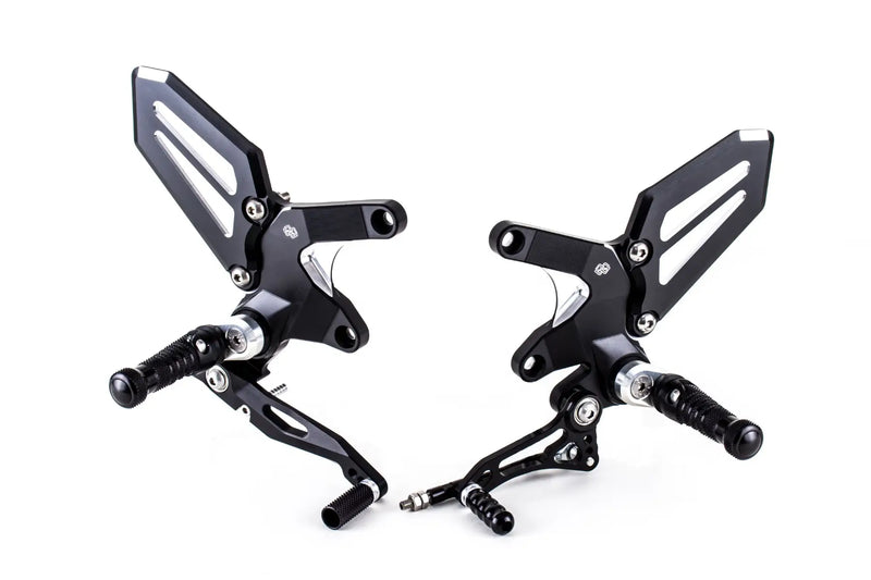 gilles tooling rct rearsets kawasaki z900rs z900rs cafe 18 25