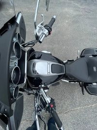 helibars saddlebag guards bmw r18 2022 transcontinental bagger