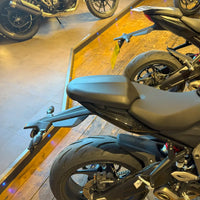 pyramid seat cowl triumph trident 800 2026